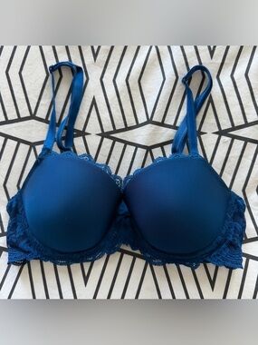 Victoria Secret Dream Angels Lined Demi Bra